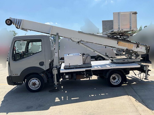 2007 nissan cabstar ladderlift / verhuiswagen - functioneel - afbeelding 12 van  46