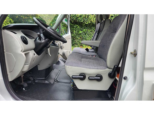 2007 nissan interstar f3b1h6 - 70108km - mobilhome inrichting - afbeelding 3 van  19
