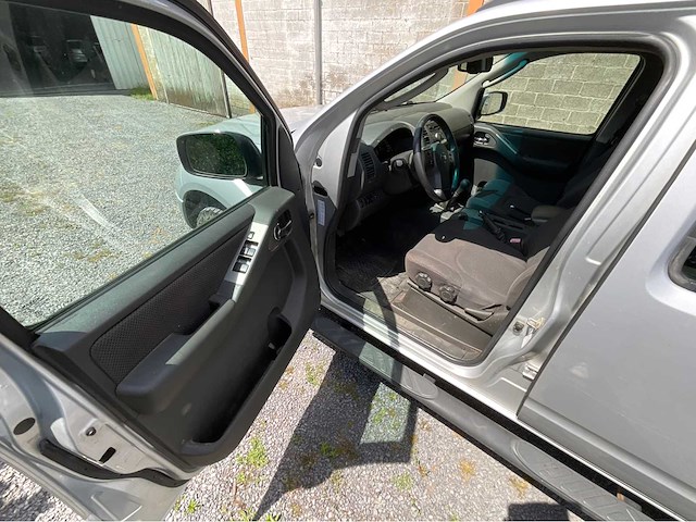 2007 nissan navara - afbeelding 2 van  8