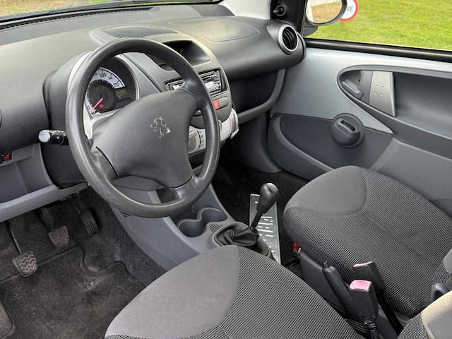 2007 peugeot 107 1.0 auto - afbeelding 5 van  8