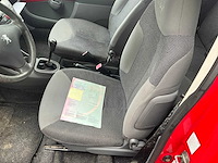 2007 peugeot 107 personenauto - afbeelding 8 van  25