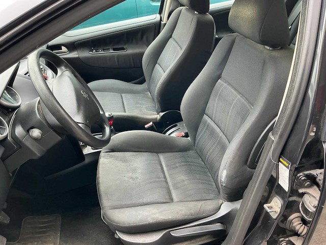 2007 peugeot 207 personenauto - afbeelding 13 van  15