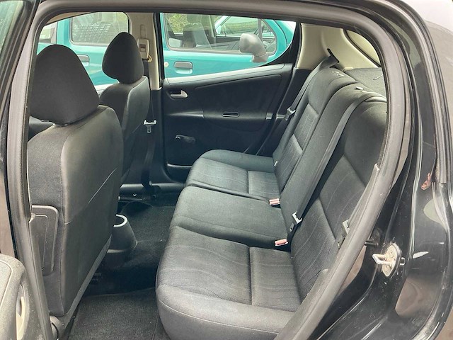 2007 peugeot 207 personenauto - afbeelding 14 van  15