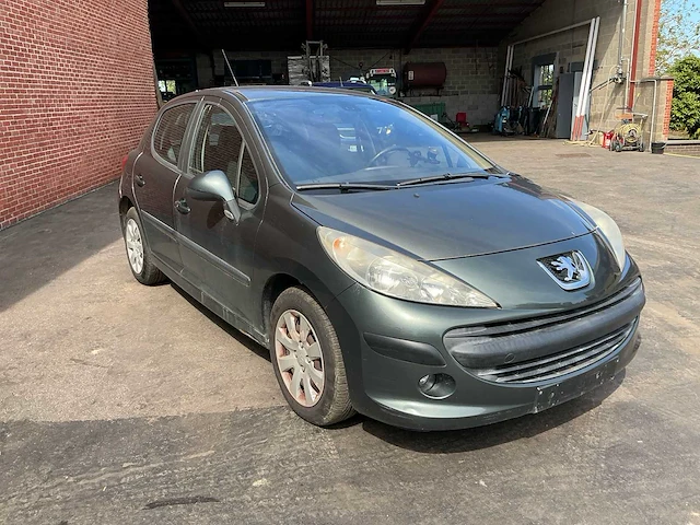 2007 peugeot 207 schadewagen personenauto - afbeelding 24 van  32