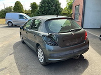 2007 peugeot 207 schadewagen personenauto - afbeelding 23 van  32