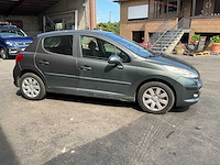 2007 peugeot 207 schadewagen personenauto - afbeelding 29 van  32