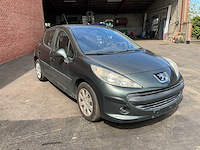 2007 peugeot 207 schadewagen personenauto - afbeelding 30 van  32