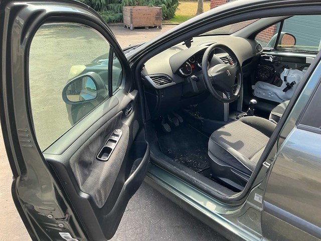 2007 peugeot 207 schadewagen personenauto - afbeelding 4 van  21