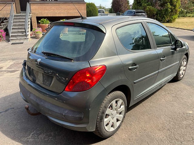 2007 peugeot 207 schadewagen personenauto - afbeelding 19 van  21