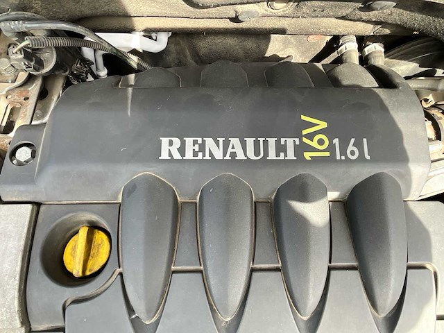 2007 renault laguna g/bg4h personenauto - afbeelding 10 van  18