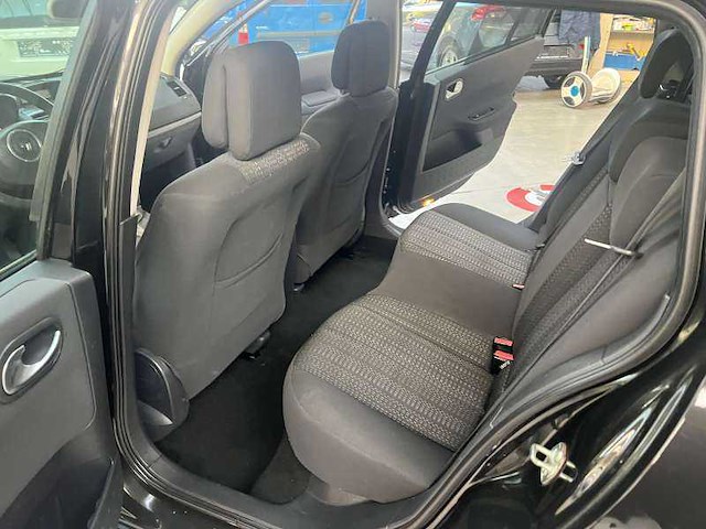 2007 renault megane 1.5 diesel - afbeelding 11 van  22