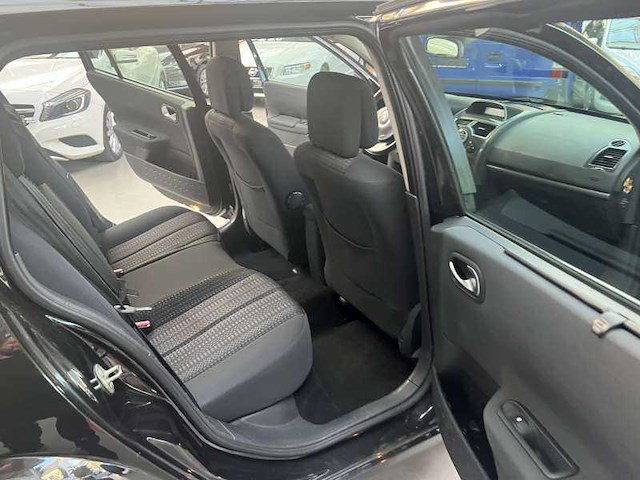 2007 renault megane 1.5 diesel - afbeelding 8 van  18