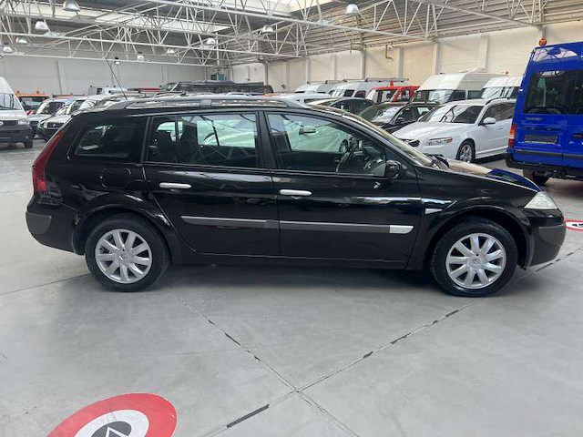 2007 renault megane 1.5 diesel - afbeelding 18 van  18