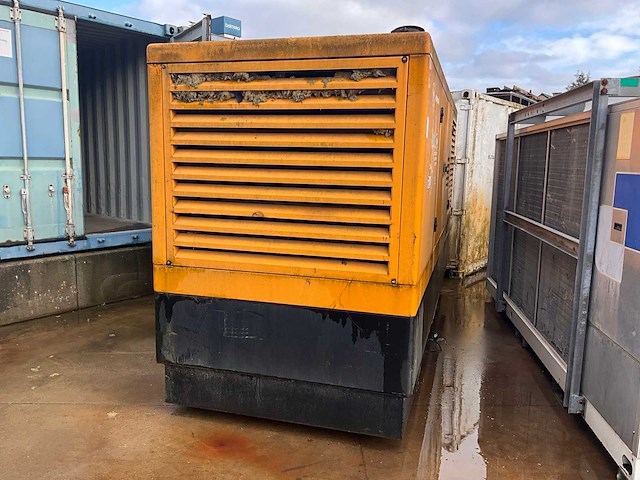 2007 sdmo id300 stroomgenerator voor afbraak - afbeelding 2 van  5