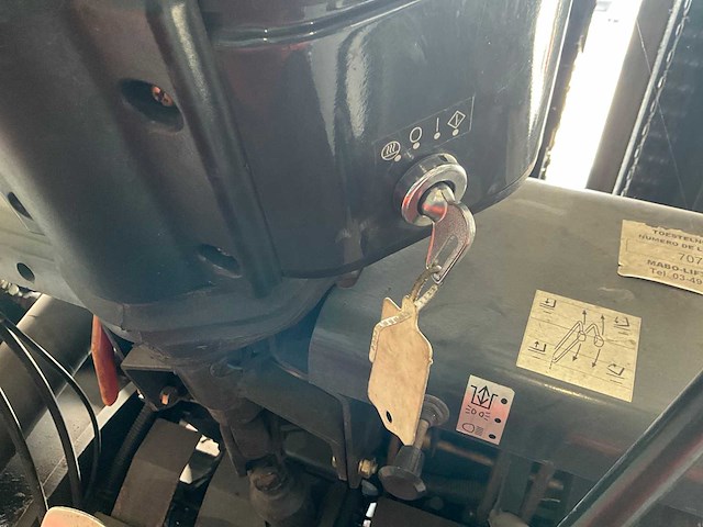 2007 tailift vorkheftruck - free lift - 3000kg - afbeelding 14 van  21