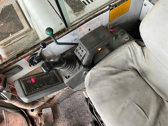 2007 takeuchi tb175 rupsgraafmachine - afbeelding 15 van  24