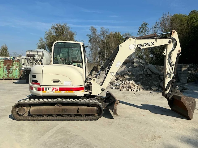 2007 terex tc 75 rupsgraafmachine - afbeelding 15 van  18