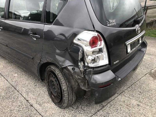 2007 toyota corollla 2.2 d 4d auto - afbeelding 21 van  22