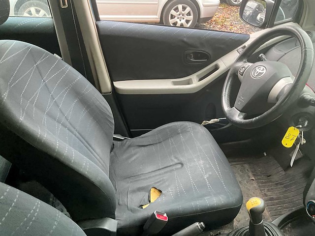 2007 toyota yaris personenauto - afbeelding 10 van  24