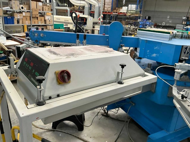 2007 walz easy 4/8 semi-automatische carrouselzeefdrukpersmachine - afbeelding 9 van  10