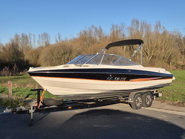 2008 bayliner 225 - bowrider special speedboot - afbeelding 1 van  13