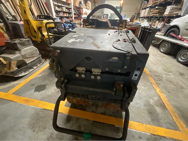 2008 bomag bmp 851 verdichter - afbeelding 10 van  11