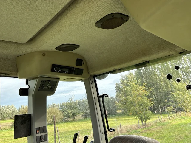 2008 claas arion 640 cis vierwielaangedreven tractor - afbeelding 21 van  50