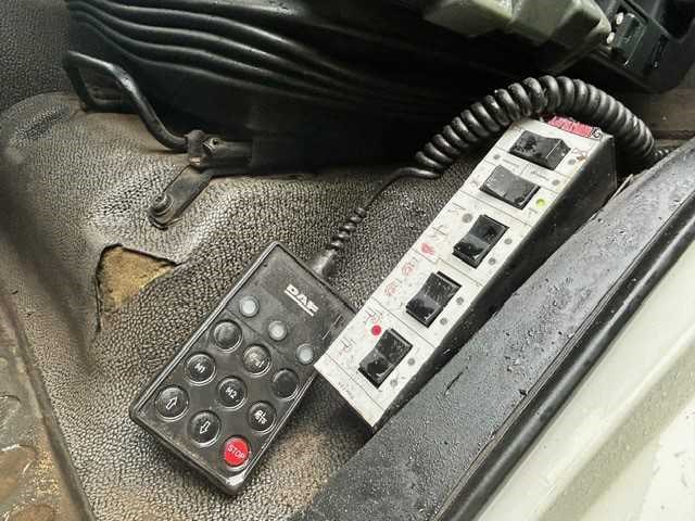 2008 daf lf55 containersysteem + 2 containers - afbeelding 20 van  31