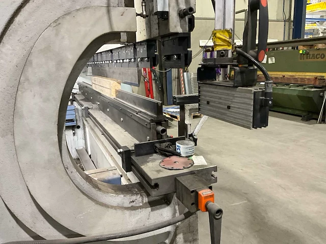 2008 ermak cnchap 3600x250 cnc-zetbank - afbeelding 17 van  17