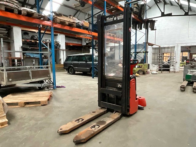 2008 fenwick l12 vorkheftruck - afbeelding 1 van  18