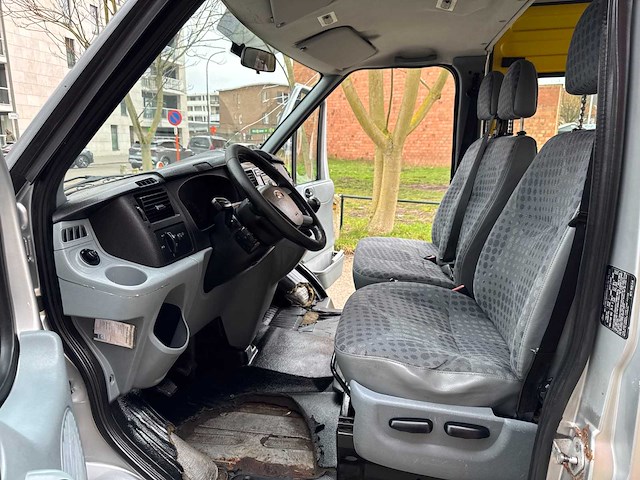 2008 ford transit 8+1 zitplaatsen 149361km - afbeelding 15 van  20