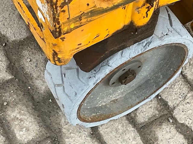 2008 haulotte compact 12 - afbeelding 6 van  16