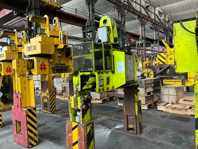 2008 heppenstall europe z1.408055 spoelgrijper - afbeelding 1 van  3