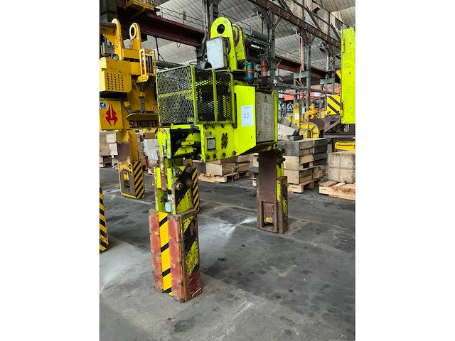 2008 heppenstall europe z1.408055 spoelgrijper - afbeelding 2 van  3