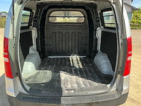 2008 hyundai h1 lichte vracht bedrijfswagen - afbeelding 18 van  21