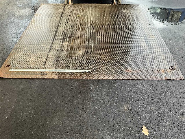 2008 iveco eurocargo 120e22 - hydraulische laadklep - afbeelding 14 van  48