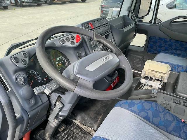 2008 iveco eurocargo 120el / 120el / 4.6 brandstoftankwagen met citerne, euroilleur en pompinstallatie - afbeelding 10 van  44