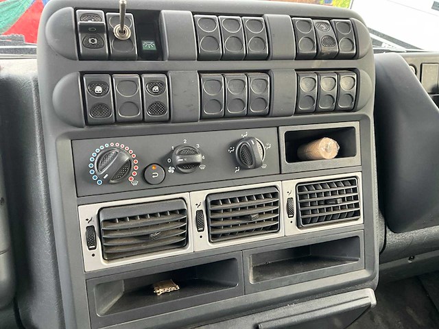 2008 iveco eurocargo 120el18 - zeilwagen hydraulische laadklep - 140000km - afbeelding 31 van  46