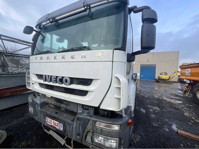 2008 iveco trakker 410 truck - afbeelding 1 van  24