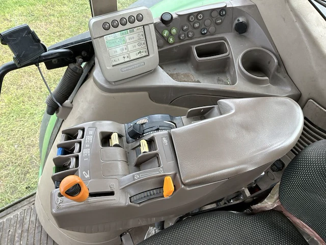 2008 john deere 7530 premium vierwielaangedreven tractor - afbeelding 21 van  50