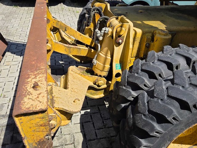 2008 komatsu pw110r-1 - mobiele wielgraafmachine - afbeelding 29 van  32