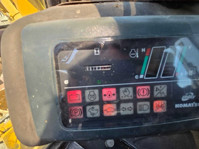 2008 komatsu pw110r-1 - mobiele wielgraafmachine - afbeelding 20 van  32