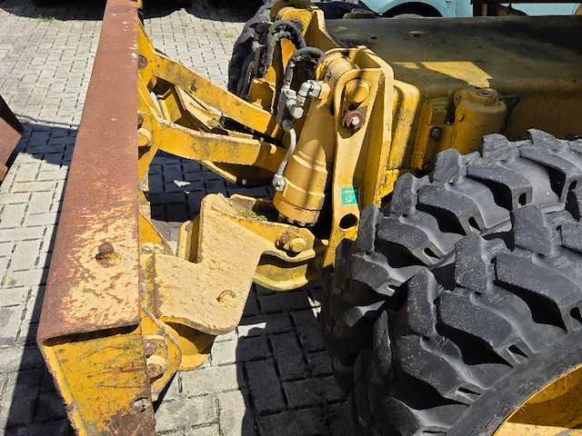 2008 komatsu pw110r-1 - mobiele wielgraafmachine - afbeelding 29 van  32