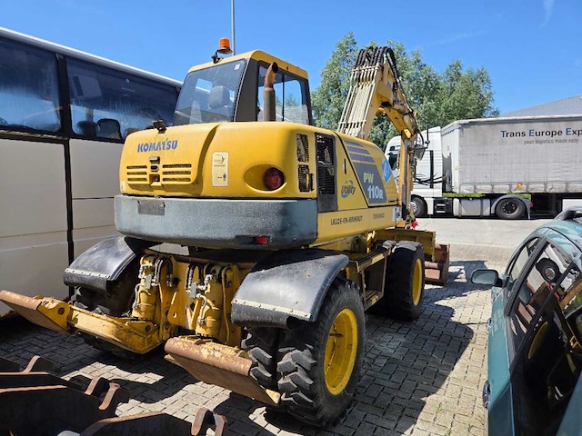 2008 komatsu pw110r-1 - mobiele wielgraafmachine - afbeelding 1 van  16