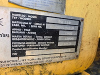 2008 komatsu pw110r-1 - mobiele wielgraafmachine - afbeelding 9 van  16