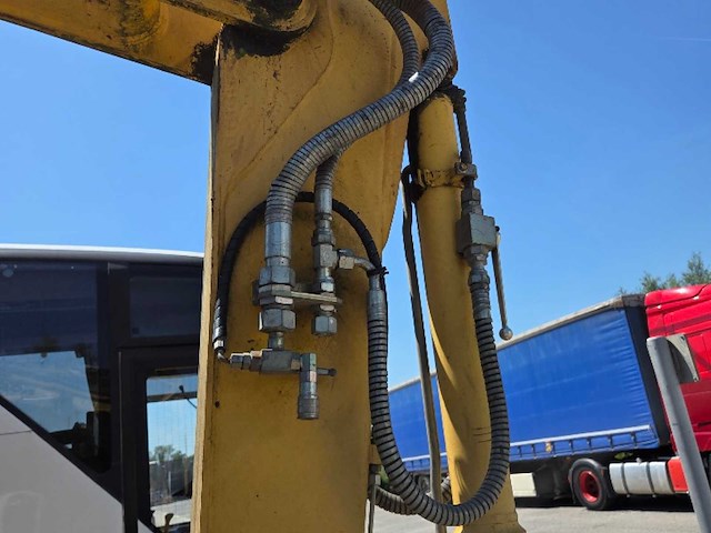 2008 komatsu pw110r-1 - mobiele wielgraafmachine - afbeelding 14 van  16