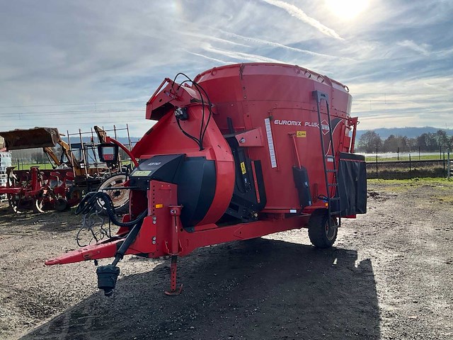 2008 kuhn euromix plus euvi 73 stroblaasmixer trailer - afbeelding 1 van  25