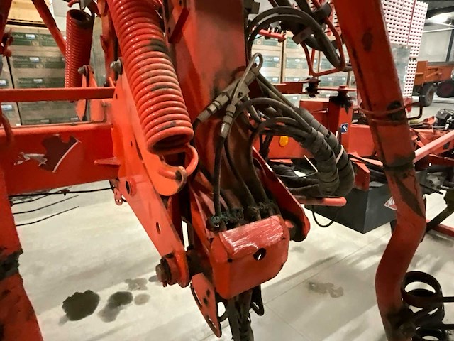 2008 kuhn ga8521 grasoogstmachine - afbeelding 15 van  19