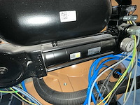 2008 kuka krc industriële robot (2x) - afbeelding 2 van  12