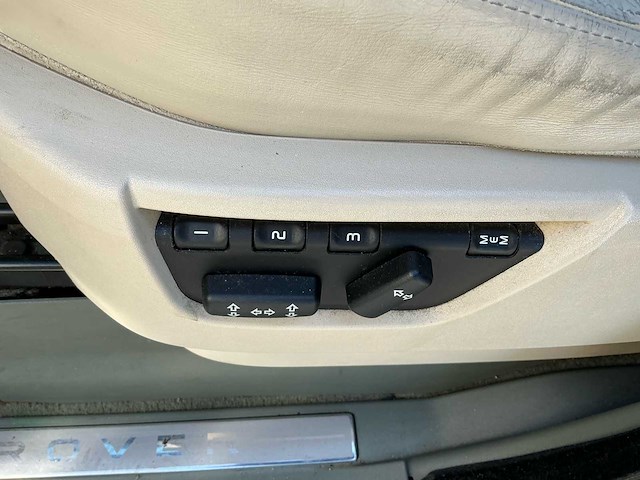 2008 landrover range sport lichte vracht personenauto - afbeelding 15 van  44